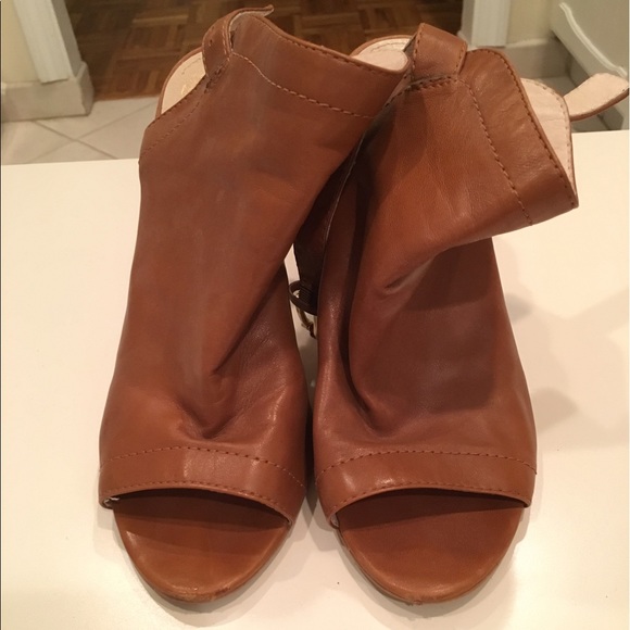 Vince Camuto Vamelia leather open toe heel - Picture 3 of 4